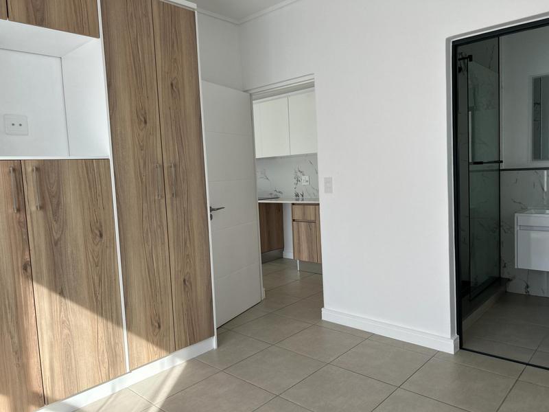 To Let 1 Bedroom Property for Rent in Sandown Western Cape